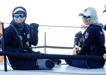 Phuket King’s Cup, Day 4. The wind still won’t really fill in. One half-decent race, and a second for the quick boats, but everyone else sent home.