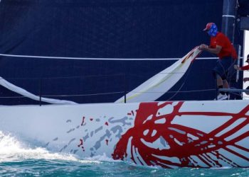 Phuket King’s Cup, Day 4. The wind still won’t really fill in. One half-decent race, and a second for the quick boats, but everyone else sent home.